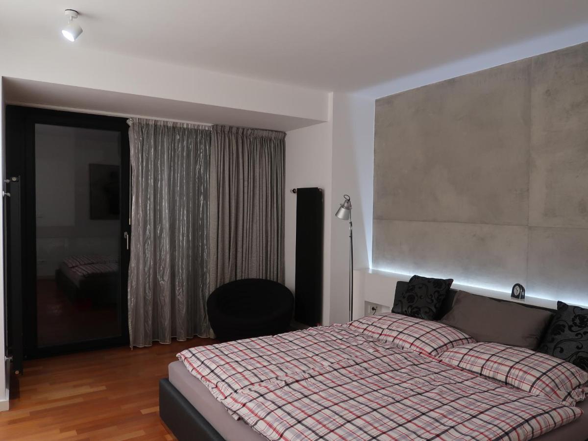 Apartment Michal 125m2 Centre Prag